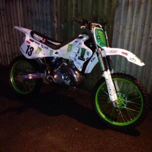 2strokesforlife's tweet photo. MOTO’s top 10 two strokes for under £2000 - #2strokesrule
 http://t.co/6mhMnltYFH http://t.co/I4So0rVxaQ