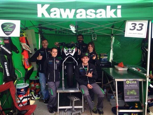 EquipoPuntoMoto's tweet photo. Asimismo, felicitar al resto del equipo por el gran trabajo realizado :) http://t.co/nkRvQbvqhh