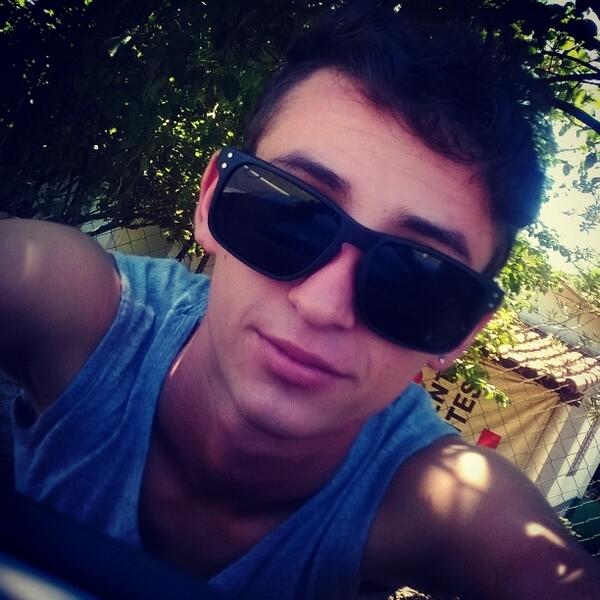 RodolphoSaimon's tweet image. Viva o amor