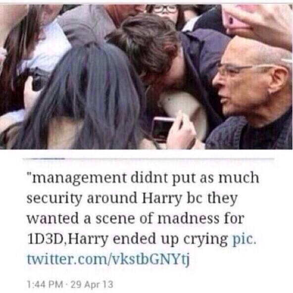 xxsweetstylesxx's tweet photo. THEY :) MADE :) HARRY :) CRY :) 

IT :) IS :) WAR :) 

#DontSignWithModest #suspendmodest http://t.co/Ubxp7ejtgW