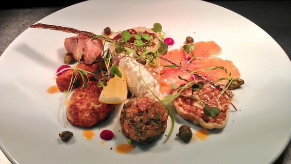 grub_kitchen's tweet image. Trio of Sewin Grub_kitchen style. Oak smoked, gravadlax and tartare. Blinis, crackling and remoulade #deliciousgrub