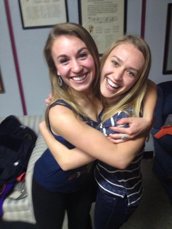 alyssa10frank's tweet photo. Come back soon @kelsey_frank12 ✌️ http://t.co/8NdFUEfitd