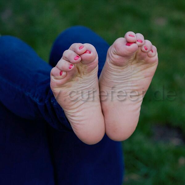 Wrinkled feet pics