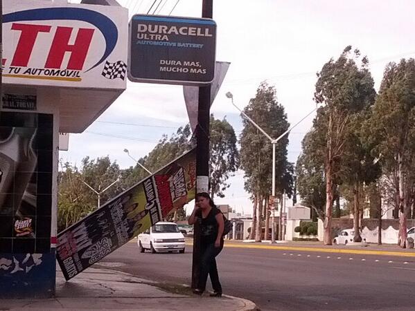 bomberosdgo's tweet image. &quot;@ANIBALARTUROALL: @bomberosdgo anuncio suelto x vientos; Domingo A. y Gral. Tornel http://t.co/c4toqebfxg&quot; en breve acude unidad. Saludos