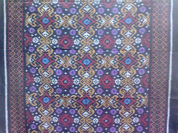 nxoully's tweet photo. Ready Stock! Kain tenun ikat tradisional Motif  Bali bahan 100% cotton, minat WA +6283851732483 PIN 26608d31 http://t.co/Oq7TNkT3Nk