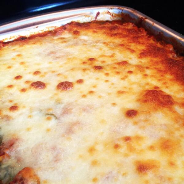mansmandy's tweet photo. Great sunday! Work out with Heather, made zucchini lasagna and clean paleo brownies, movie with Mikey and my pups :) http://t.co/biB16959il