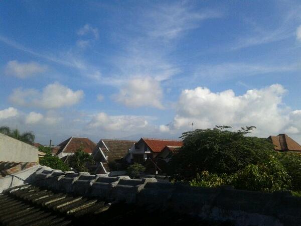 pagi ini d atap MONEV2.
Tunggu kehadiran kami segera #NEWMONEV2