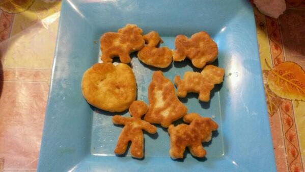 ImmauelBornKing's tweet photo. My creations :$ #frybake http://t.co/Kzv3rSMkrM
