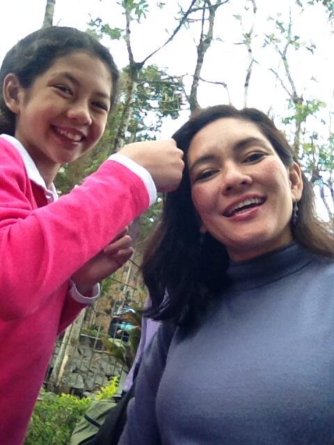 risahontiveros's tweet photo. Purple hair chalking by hair artist Sinta this morning outside the SC Bgo to say #YesToRH! #SelfieforRH http://t.co/fgc7lEgwCD