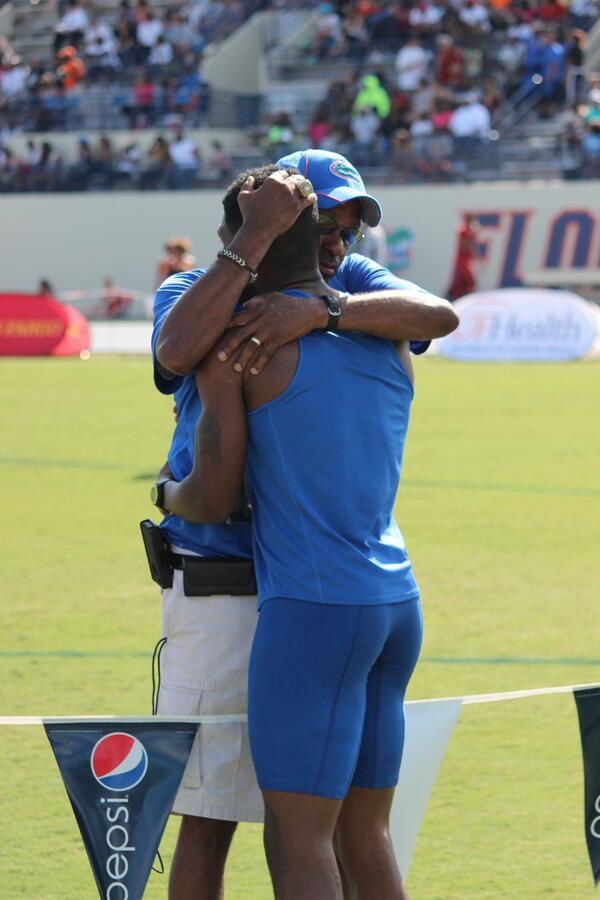 TrackXC's tweet photo. Gators Coach Holloway/Dedric Dukes by Twangster #FloridaRelays2014 #FloridaRelays #FLRelays http://t.co/MthfWzRv31 http://t.co/8p0CIrXc5B