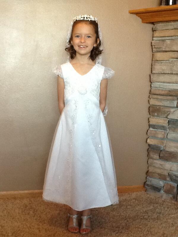 pam_pamwolf's tweet photo. Congrats Jacey on your First Communion you did great! http://t.co/LzwdIWVxM3