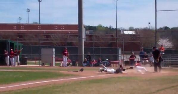 Cut4's tweet photo. VIDEO: College baseball team pulls off a rare 9-3-2 triple play: http://t.co/3Kj1yu4qnT http://t.co/iyYBh0fOWm