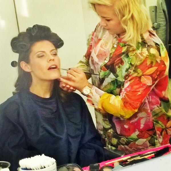 And today, I rock zee Half-Poodle Look...with the magical <a href="/chescainc/">FrancescaJordan.MUA</a>, before my <a href="/itvthismorning/">This Morning</a> debate.