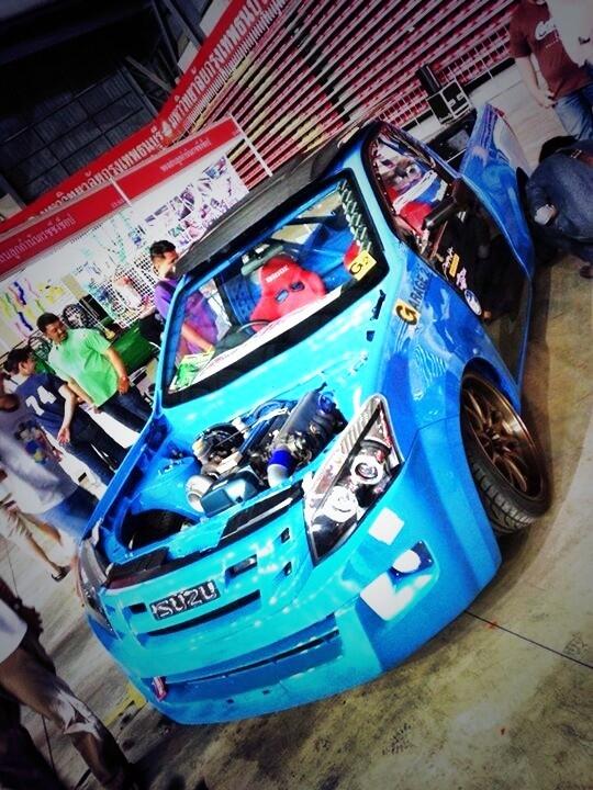 bas1472 tweet picture