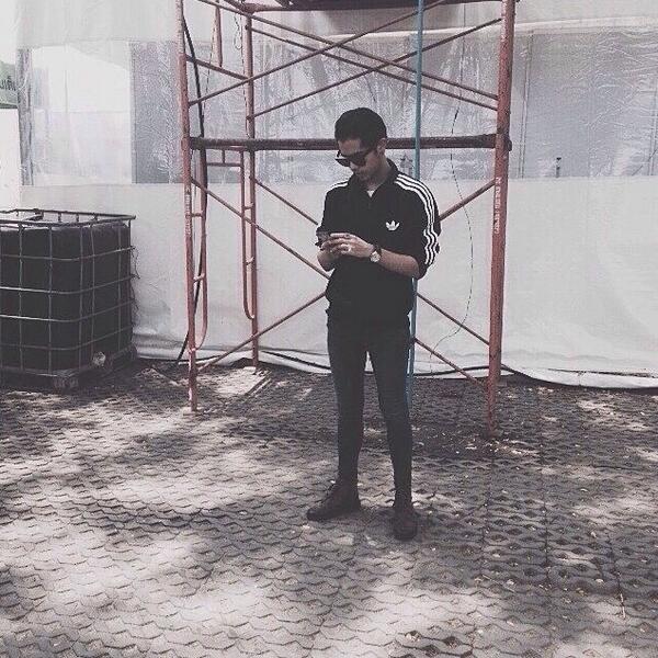 Stand by me.
(IG: nickkunatip) #ไอ้นิกบอทปากหมา