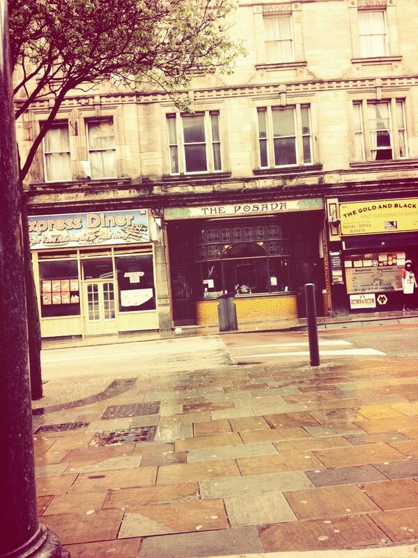 chloee_mae's tweet photo. definitely my favourite spot in town love the posada's windows and the trees aw so pretty http://t.co/82COKby60U