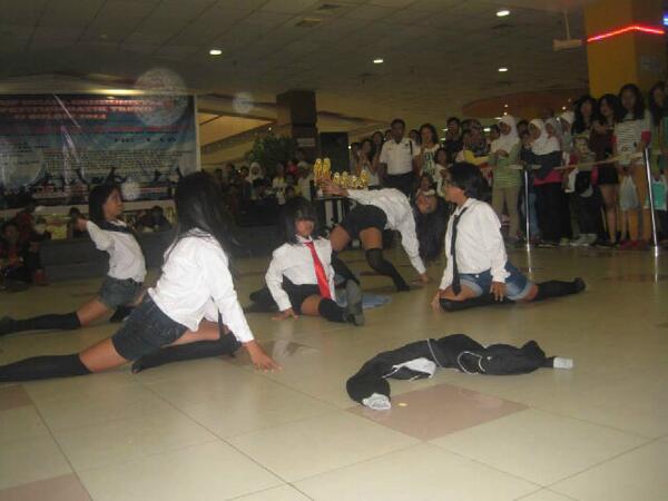 Niih dancer usia dini :D @PopCandyDancer