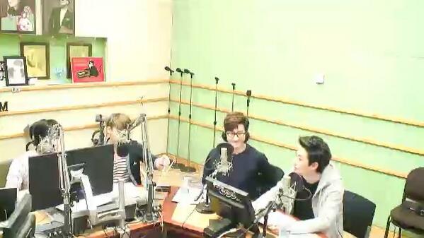 WOOKindonesia's tweet photo. [SUKIRA] SJM!!! http://t.co/yQqEYYJA1C