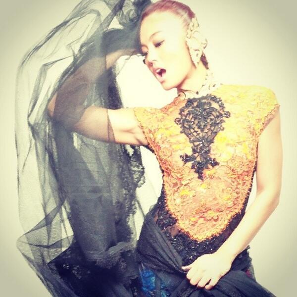 taufikishere's tweet photo. Make #AGNEZMOHitamPutih make TTWW tonight!!! @NICofficial  @agnezmo @corbuzier @HitamPutihT7 http://t.co/zGKhfsKQzz cc. @omeshomesh
