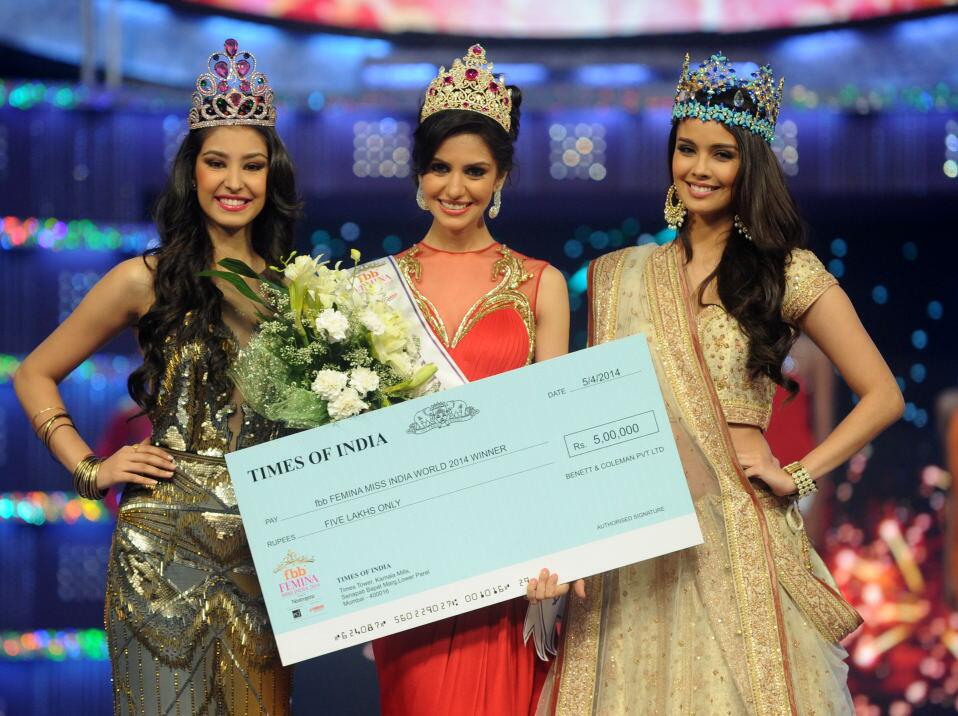 Koyal Rana- INDIA WORLD 2014 BknKyH9CEAAYCpZ