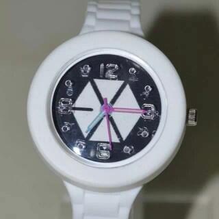 ApoyShop's tweet photo. Ready jam ƩΧ◊ 75ribu☺minat?mention http://t.co/0cx6VZhIT0