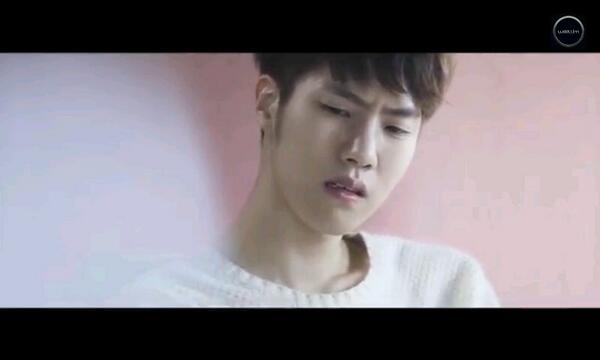 w00llim_ent's tweet photo. Lee daeyeol
                    Such cute
                                     Very cry http://t.co/j5kgDDP96f