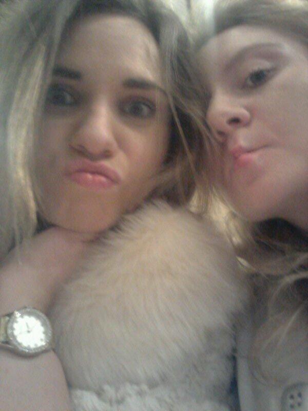 "@MaryJoBrennan: Happy Birthday to my big sister <a href="/AnnaVBre/">Anna Starcevic</a> " ahhh we r gorgeous!!!