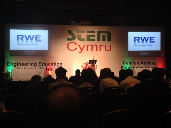 owenmidha's tweet image. We await out fate at the EESW awards ceremony #DeltaFlow