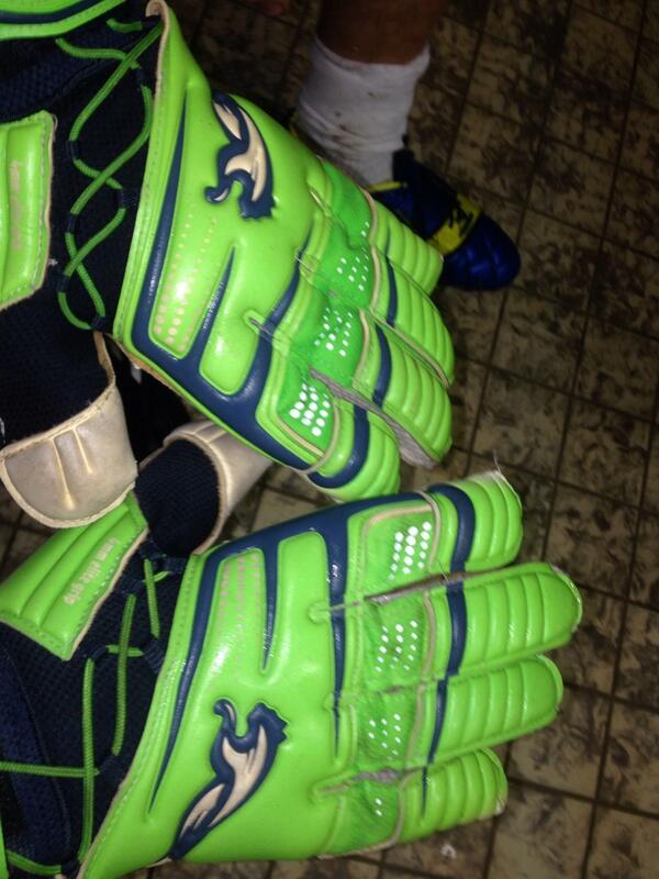 TipsPuma's tweet image. Er zijn zelfs puma keepers handschoenen  , Ze hebben echt alles! #pumatips
