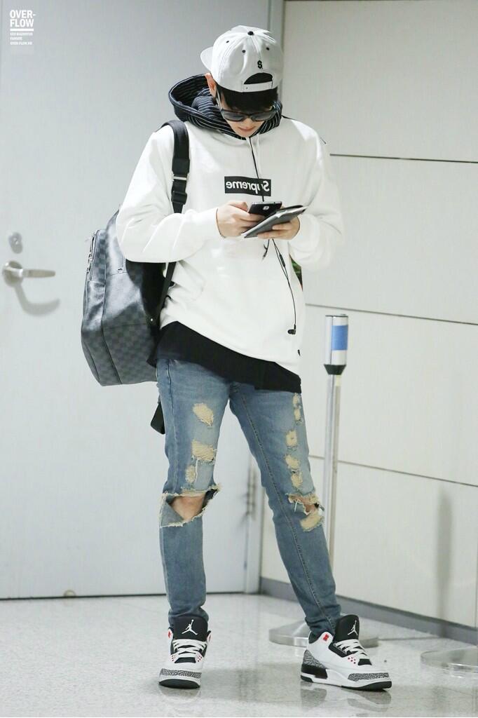 [Appreciation] Exo x Ripped Jeans OTP - Celebrity Photos - OneHallyu