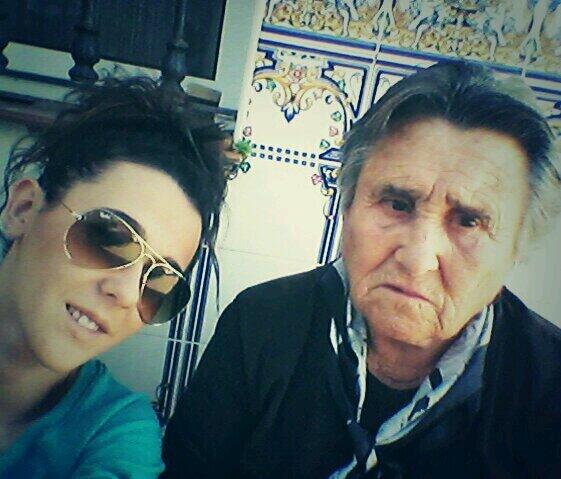 maytelabera's tweet photo. La quierooo muchoooo ♡♡♡♡♡ http://t.co/oHYmAeybOp