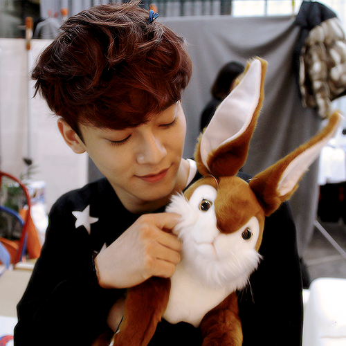 lorporlee_'s tweet image. - เหนื่อยแค่ไหนพี่ก็ยังยิ้ม
- หนักแค่ไหนพี่ก็ยังยิ้ม
ยิ้มให้อซ.กับอซฟ.แบบนี้ตลอดไปนะ "คิมจงแด"
#2yearsWithEXO