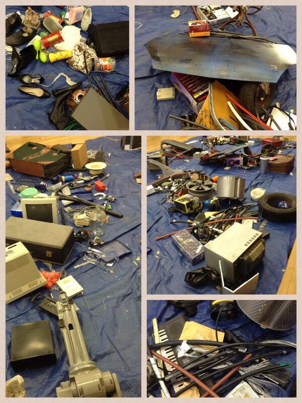 RRJMrMcjannet's tweet image. Rubbish lessons at Rosehill tomorrow! #immersivelearning #theviewer #novelstudy pic-collage.com/_yflfDlzf http://t.co/jV9kAQwGPR" @HJS50187846