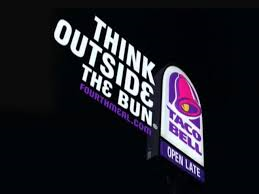 chris hnatiuk tweet media