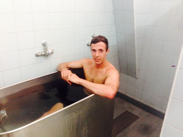 MWilsmore's tweet image. Post training recovery!! #cold #portuguesegoldfish
