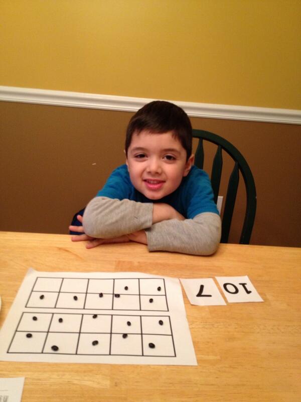 dianabl27's tweet photo. Yahriel composing numbers http://t.co/JEQFkAKud2