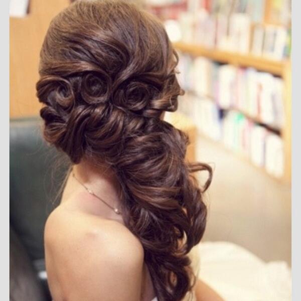 PromSeason's tweet image. #promhair 💆