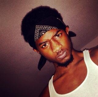 BatesChillin's tweet image. ugly af or nah?.. #MobFlow.. #BangBang ➖💥🔫👈💂