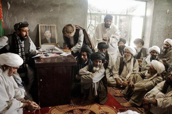 MagnumPhotos's tweet photo. Good read: The @FinancialTimes on the "Increasingly fine line between art and photojournalism." @Moises_Saman @FT http://t.co/A4kik5Fc60