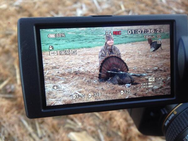 FWOCalls's tweet photo. We filmed an awesome youth hunt yesterday morning here in Kentucky with Miss Baleigh Jones!  #FWO http://t.co/XS4sOoid6Z