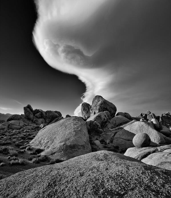 helios972's tweet image. “Alabama Hills, CA” by Daniel Seeks: bit.ly/1fXyFHA via @500px #photography  RT @regenman