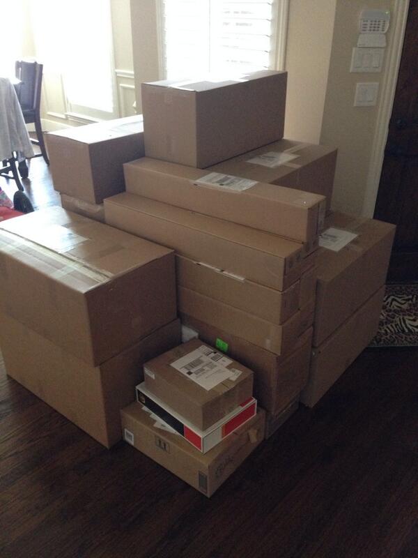 hammercricket's tweet photo. Not a bad day of shipping #hammer2014 http://t.co/cGA7exTJ5T