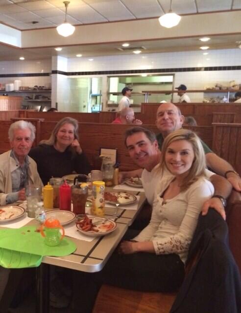 IMAGE(https://pbs.twimg.com/media/Bkq4w1jCIAALCuM.jpg)