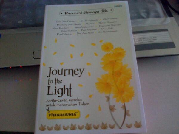 orindina's tweet photo. Waah bukunya sudah sampai ;) thanks for @unsa27 @de_teens @divapress01 @dangaji @edi_akhiles :D http://t.co/TKGgGpA8Vs