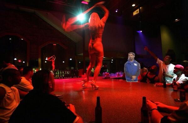 DrakeTheTypeOf tweet media