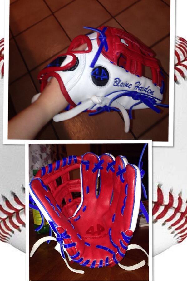 Blainegame2's tweet image. My Beauty @44ProGloves 😍😍😍😍