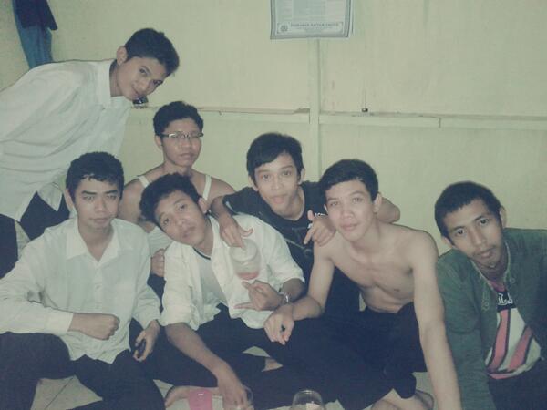 Julianto_only's tweet photo. http://t.co/5TpKWHAOCY