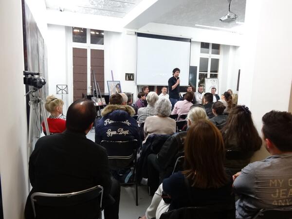 teslaspectacle's tweet image. A beautiful promotional evening on Nikola Tesla's spectacle in Paris before the show @TEAMREVOLUTIONR @jchribuisson