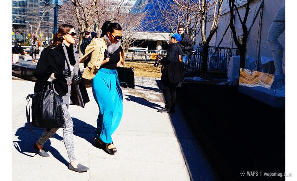 WAPSMAG's tweet photo. [WAPS/NEWS]  2014 F/W 토론토 패션위크 현장 모습입니다.  #WAPS #PAPARAZZI #TORONTO http://t.co/MQpxt9IO3N http://t.co/bXxXc2LTdr