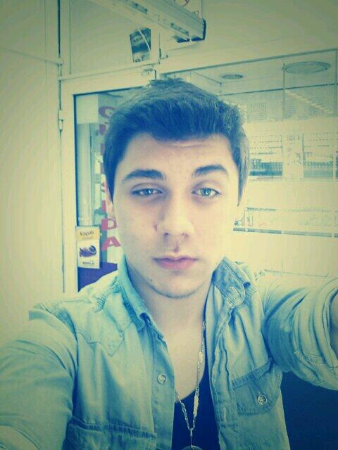 Sa millet ben geldimmm :) ayakta uyumak bu olsa gerek amk :)